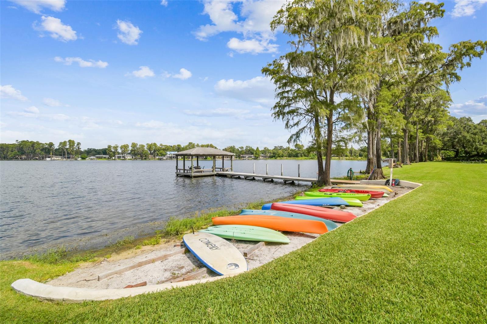 LAKE ELLEN LANDINGS III A CONDO - Residential