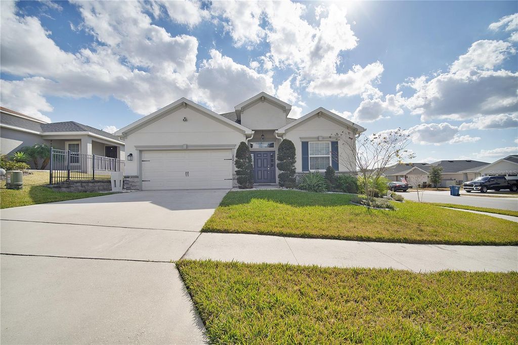 Photo of 2041 Noble Drive, Davenport, FL 33837 (MLS # S5142539)