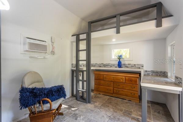 DAYTONA NORTH - Residential