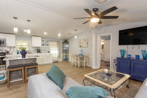 DAYTONA NORTH - Residential