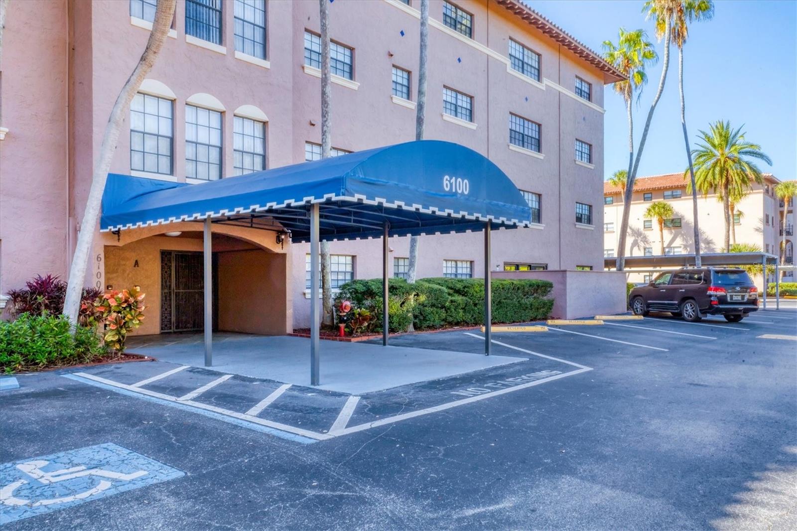 GOLFVIEW I - Residential