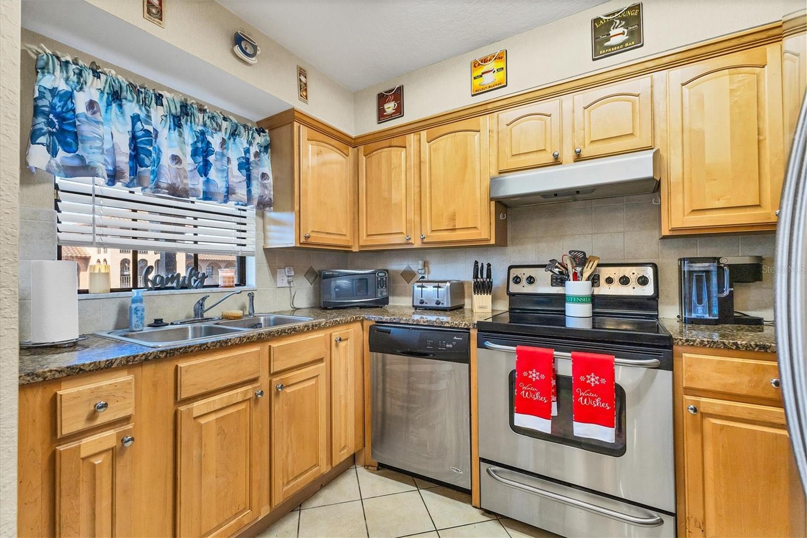 GOLFVIEW I - Residential