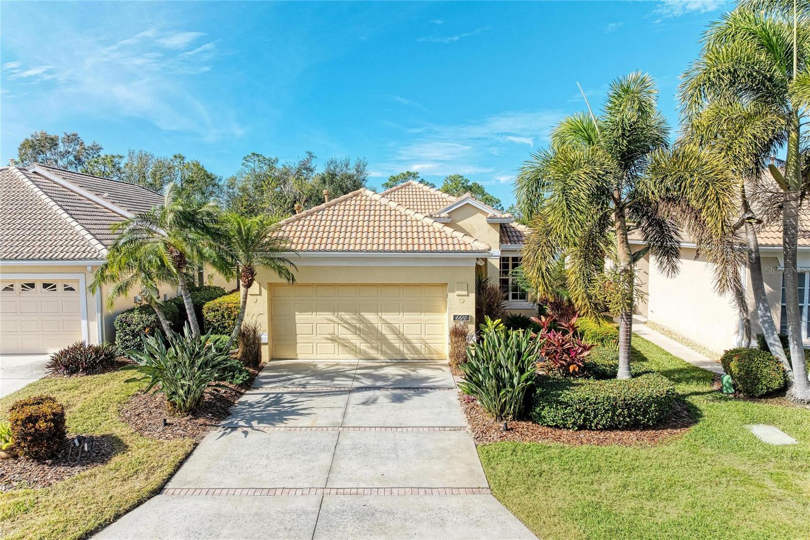 TAILFEATHER WAY AT TARA - Residential