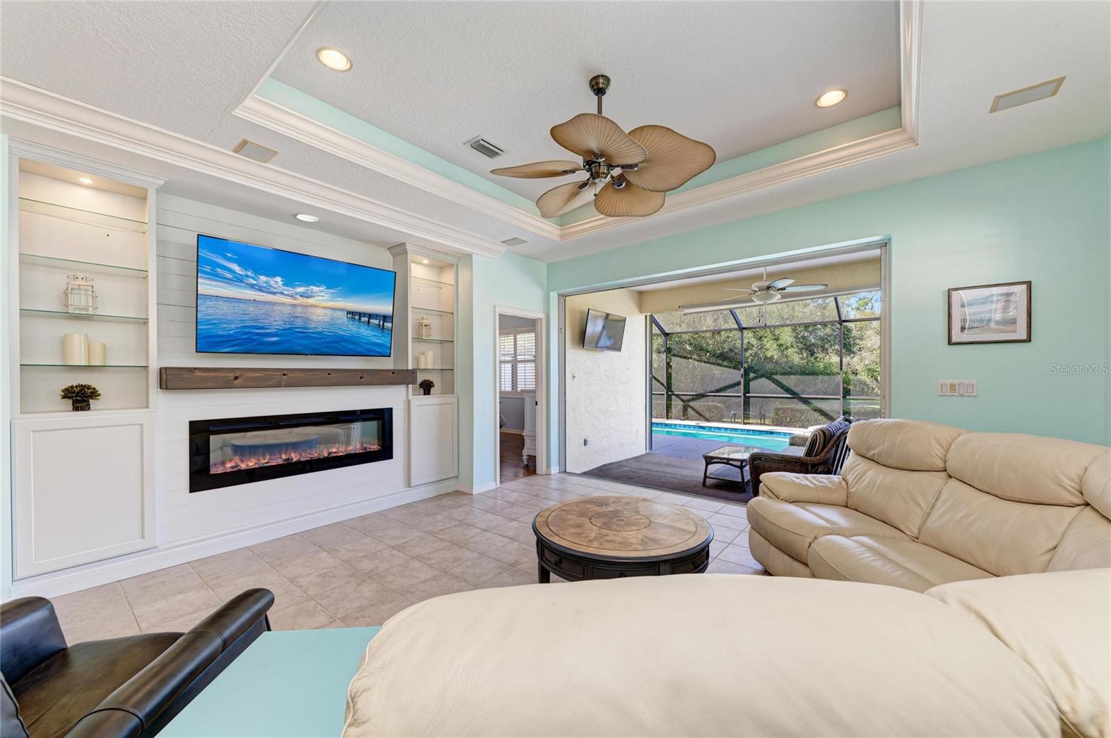 TAILFEATHER WAY AT TARA - Residential