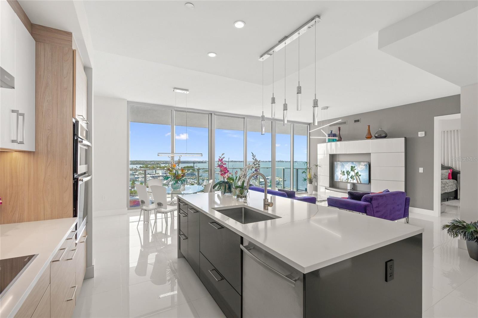 VUE SARASOTA BAY - Residential