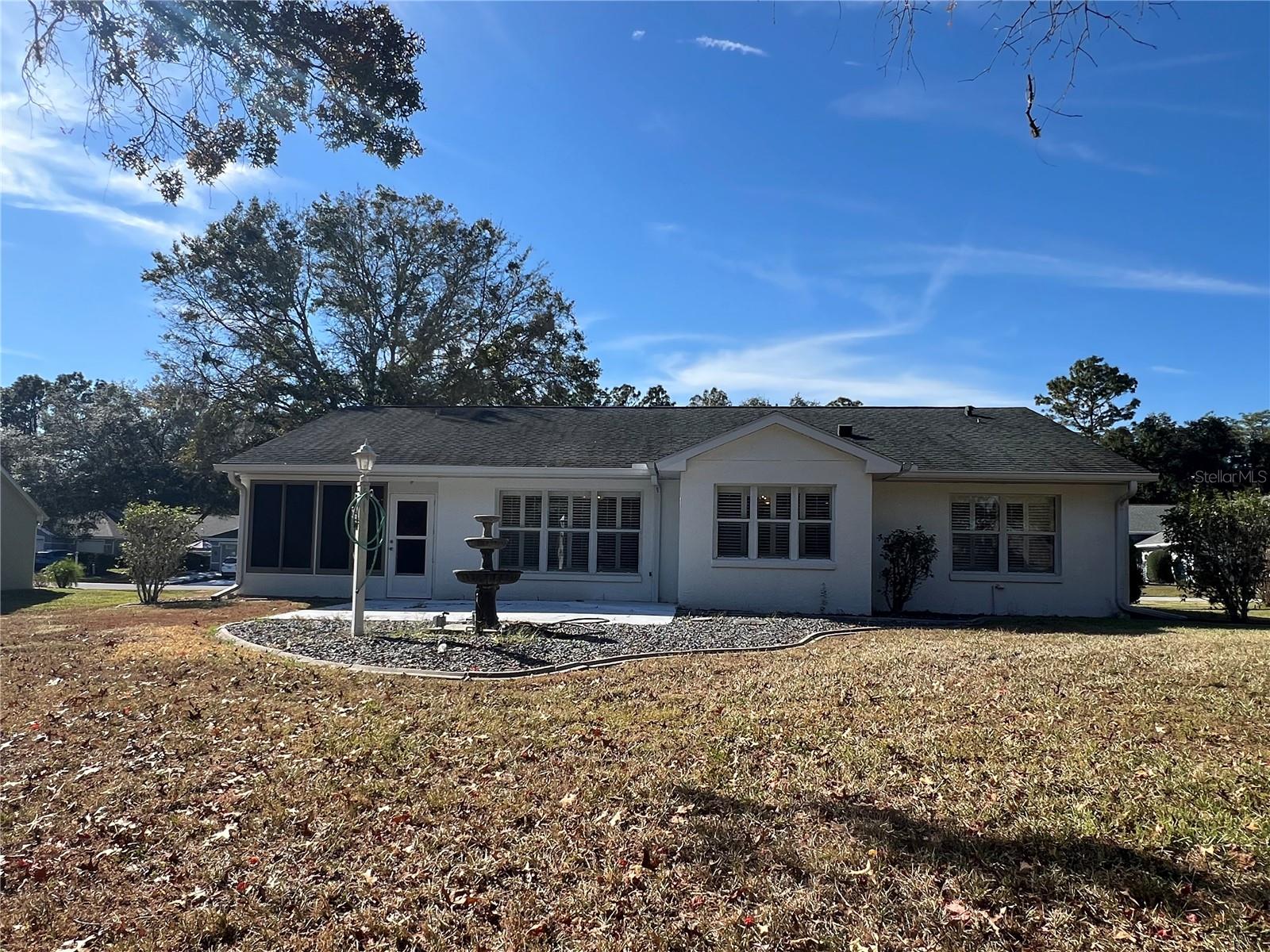 OAK RUN TIMBERGATE TR - Residential Lease