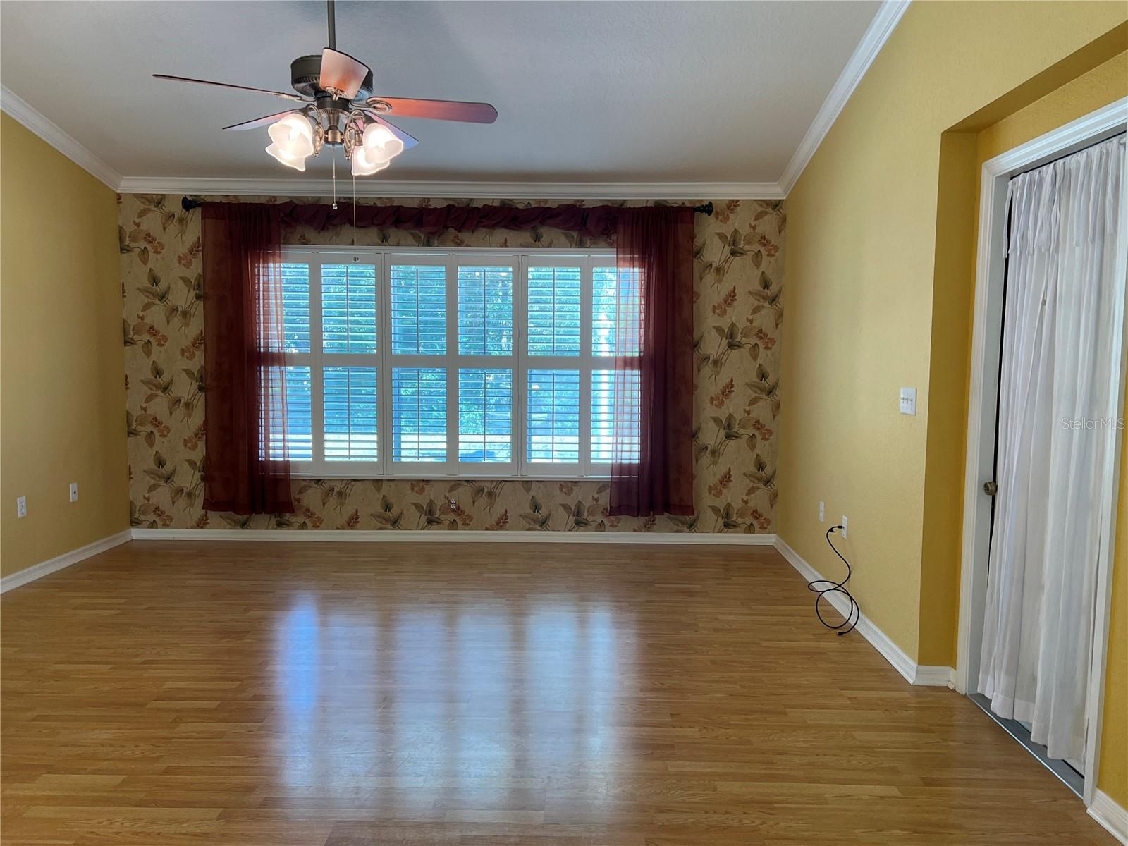 OAK RUN TIMBERGATE TR - Residential Lease