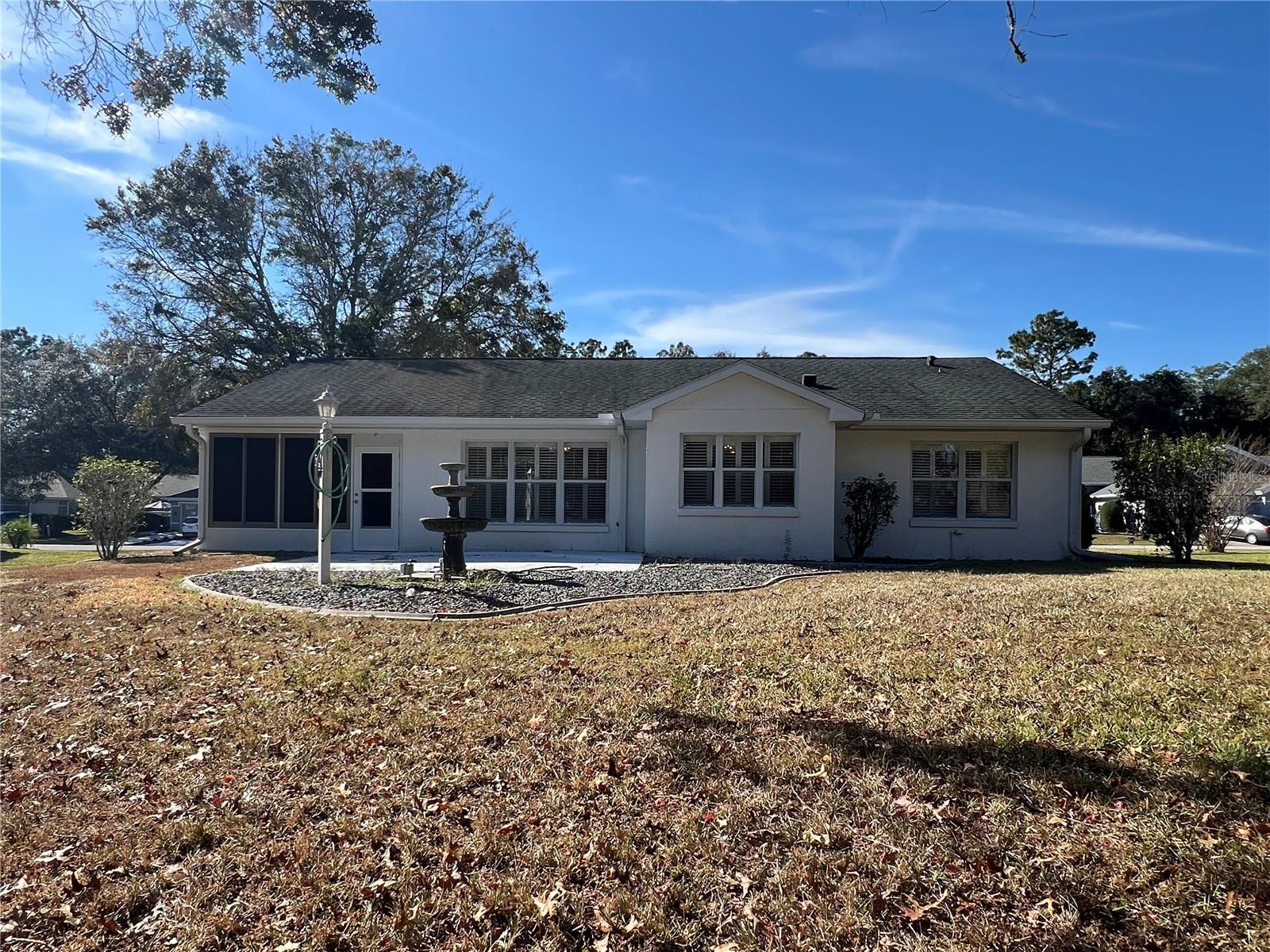 OAK RUN TIMBERGATE TR - Residential Lease