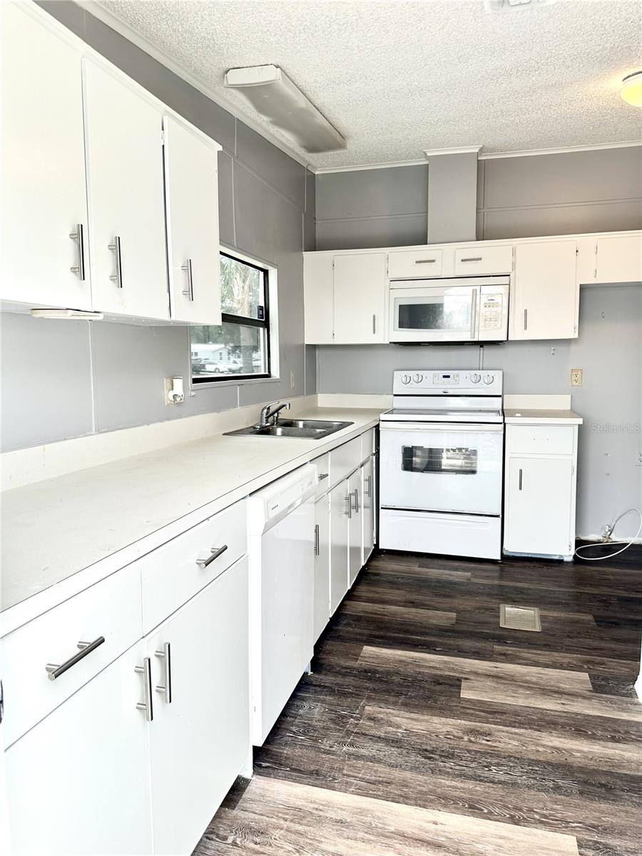 TREASURE ISLAND UN 10 - Residential