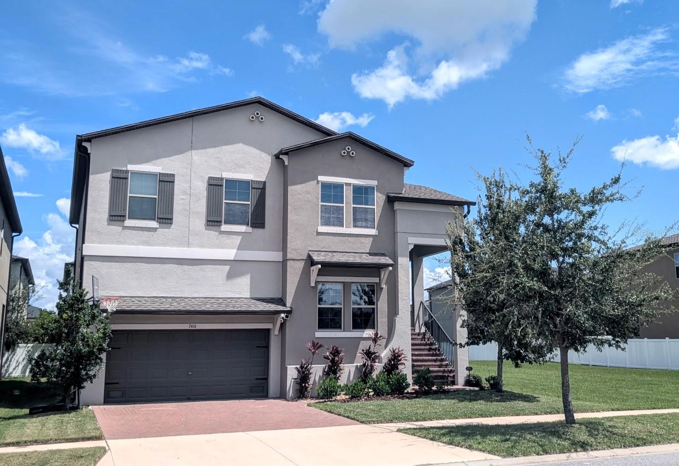 Rare Opportunity in South Tampa!
Welcome to this beautifully upgraded 5-bedroom, 4-bathroom home in the sought-after Southport neighborhood. Offering over 3,200 square feet of thoughtfully designed living space, this residence sits on one of the most desirable lots in the community—right next to a peaceful green space.
This unique Indiana floor plan is one of the few in the neighborhood featuring a reversed layout, 2 primary suites and two rear patios—one on each level—perfect for outdoor relaxation or entertaining.
Step inside to be greeted by soaring 20-foot ceilings and a split staircase.
The lower level features a spacious flex room ideal as a game room, media space, or secondary living area, along with three generously sized bedrooms. One of these serves as a secondary primary suite with its own private ensuite bath. The downstairs patio offers additional space for hosting guests or enjoying Florida's year-round sunshine.
Upstairs, the open-concept layout seamlessly connects the living room, dining area, and kitchen. The kitchen is built for both everyday life and entertaining, complete with a large island with seating for 6–8, quartz countertops, and a striking designer backsplash. The upstairs primary suite provides a true retreat, with ample room for a king bed, multiple dressers, and a cozy seating area. The luxurious ensuite bath features a spa-style shower designed for ultimate relaxation. Also located on this floor are an additional bedroom and a spacious laundry room. Additional upgrades include a whole house water softener, no hard water here!
Located just minutes from Picnic Island, MacDill Air Force Base, downtown Tampa, and major highways, this home offers unmatched convenience in a tranquil setting. Best of all, it was not affected by Hurricanes Helene or Milton.
Skip the wait for new construction—this move-in-ready home offers more value, space, and upgrades than most new builds in the area.