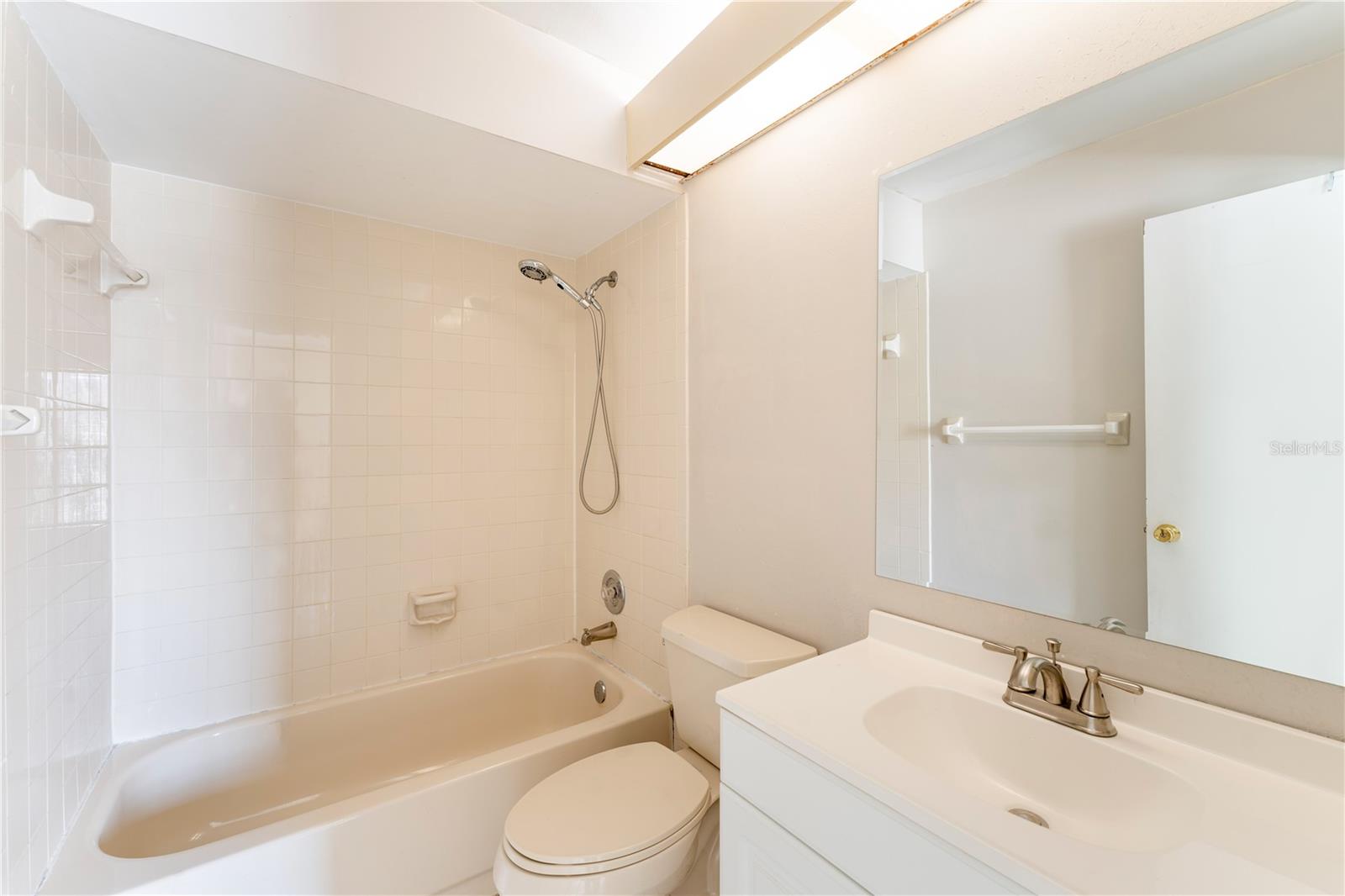 VILLAS OF NORTHDALE PHASE 1 - Residential