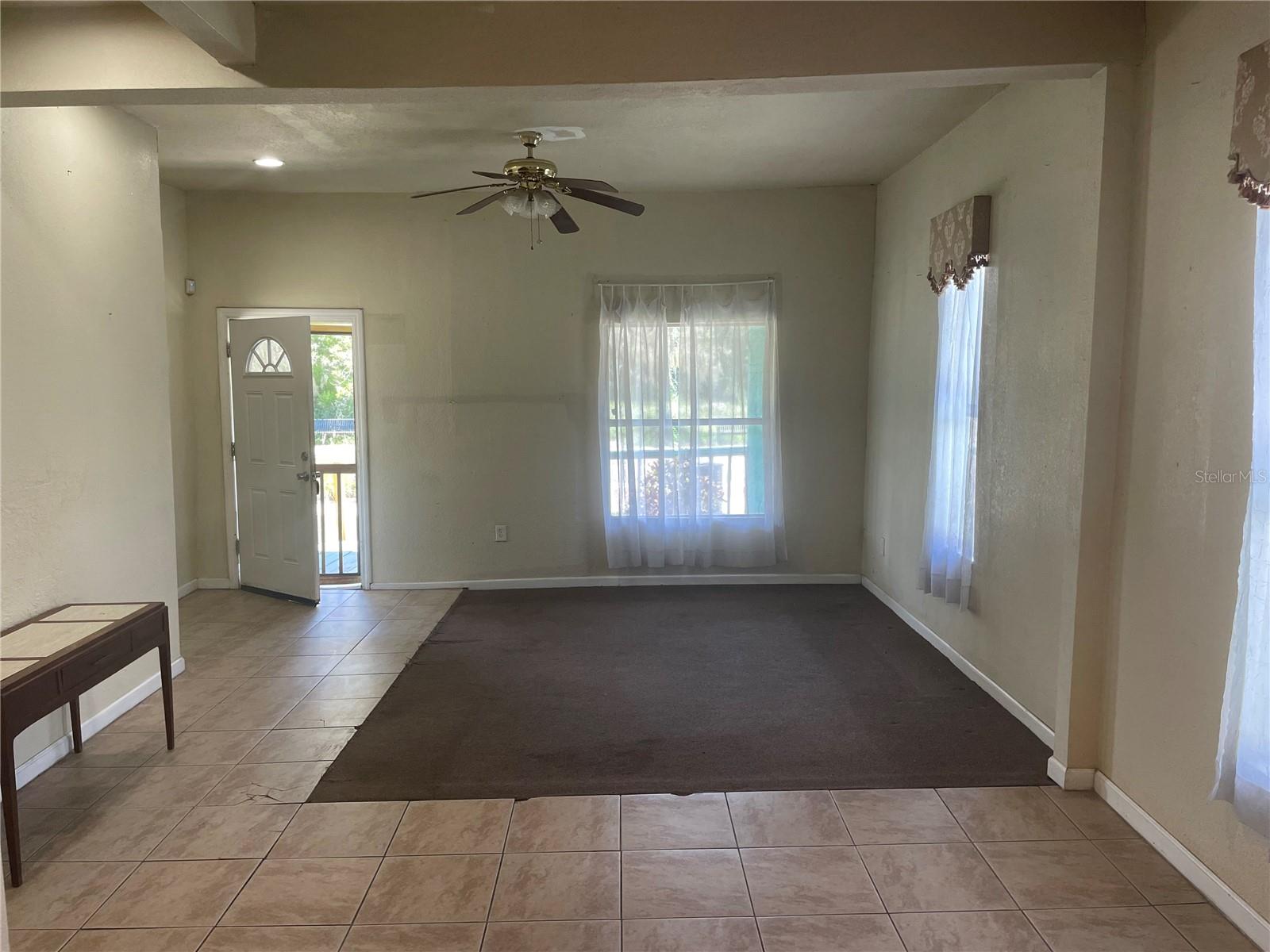 SOUTH SANFORD - Residential