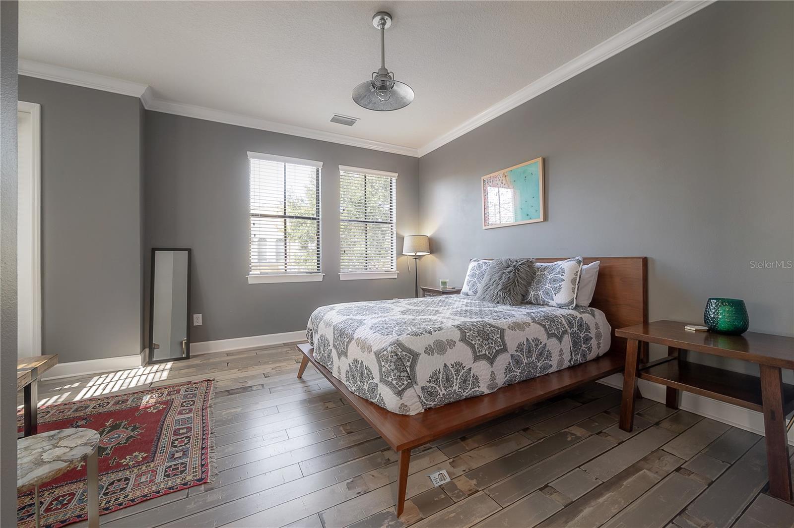 PACKWOOD TWNHMS - Residential