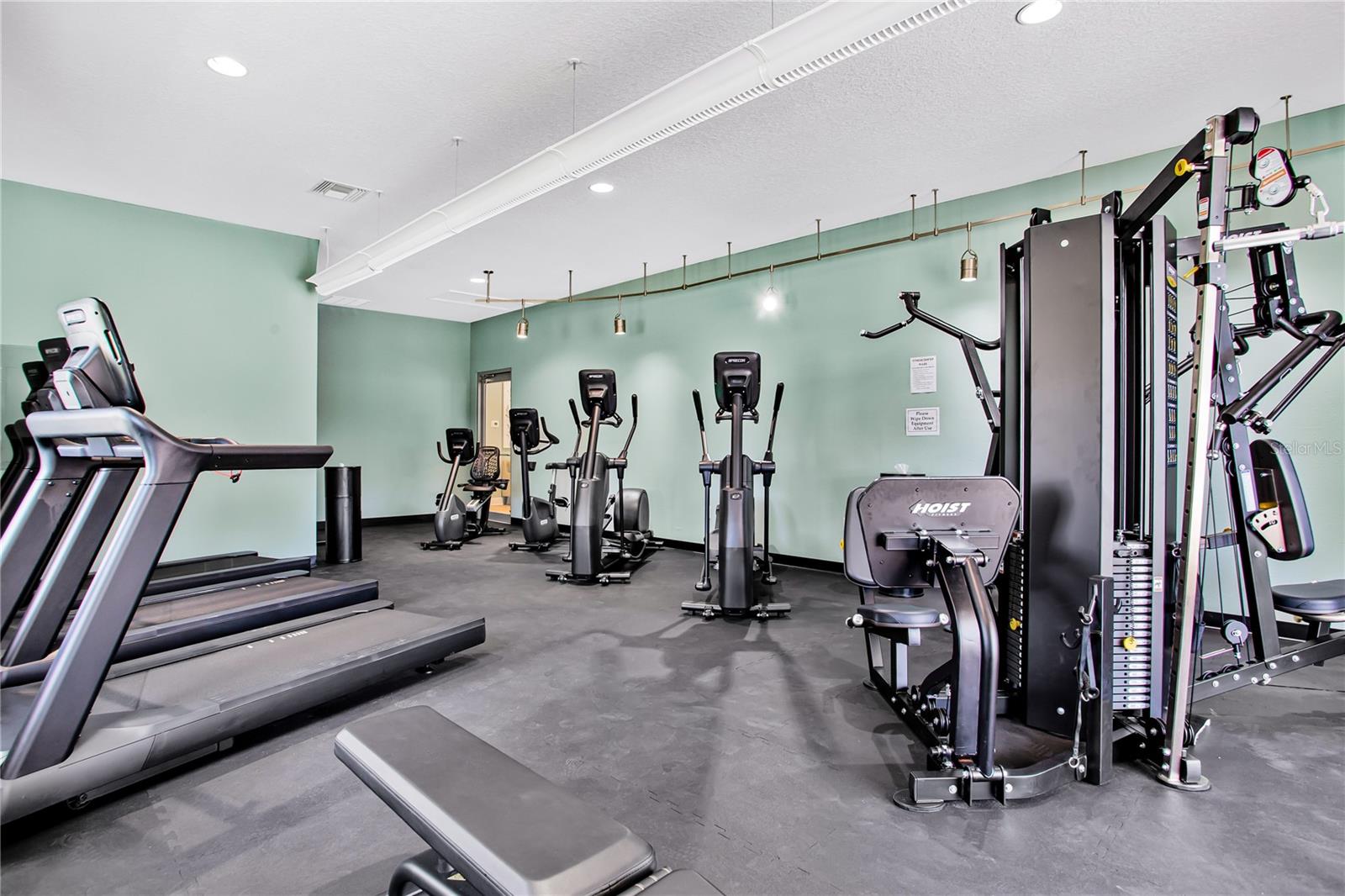 LAS FLORES CONDO - Residential