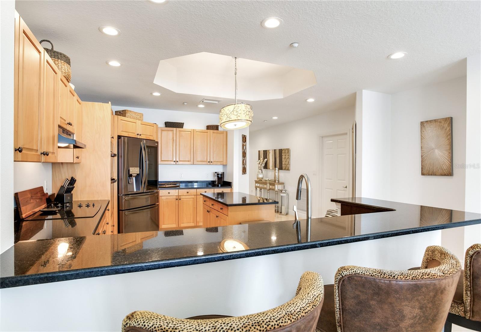 LAS FLORES CONDO - Residential