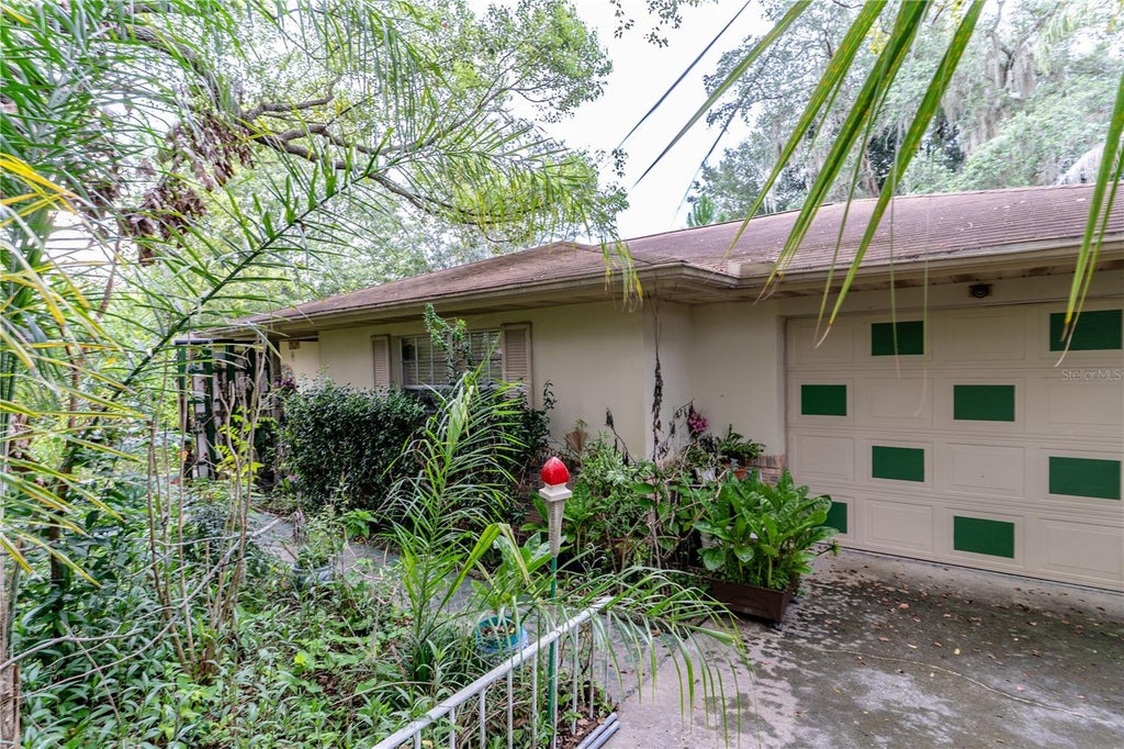 Photo of 1329 Herndon Avenue, Deltona, FL 32725 (MLS # O6430031)