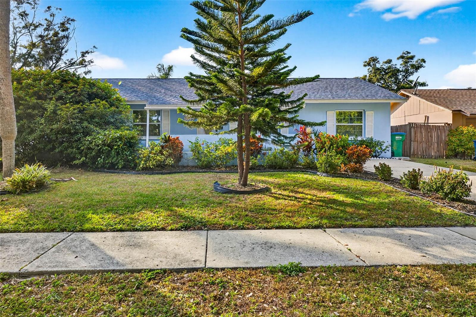BENT TREE ESTATES-SEC B - Residential