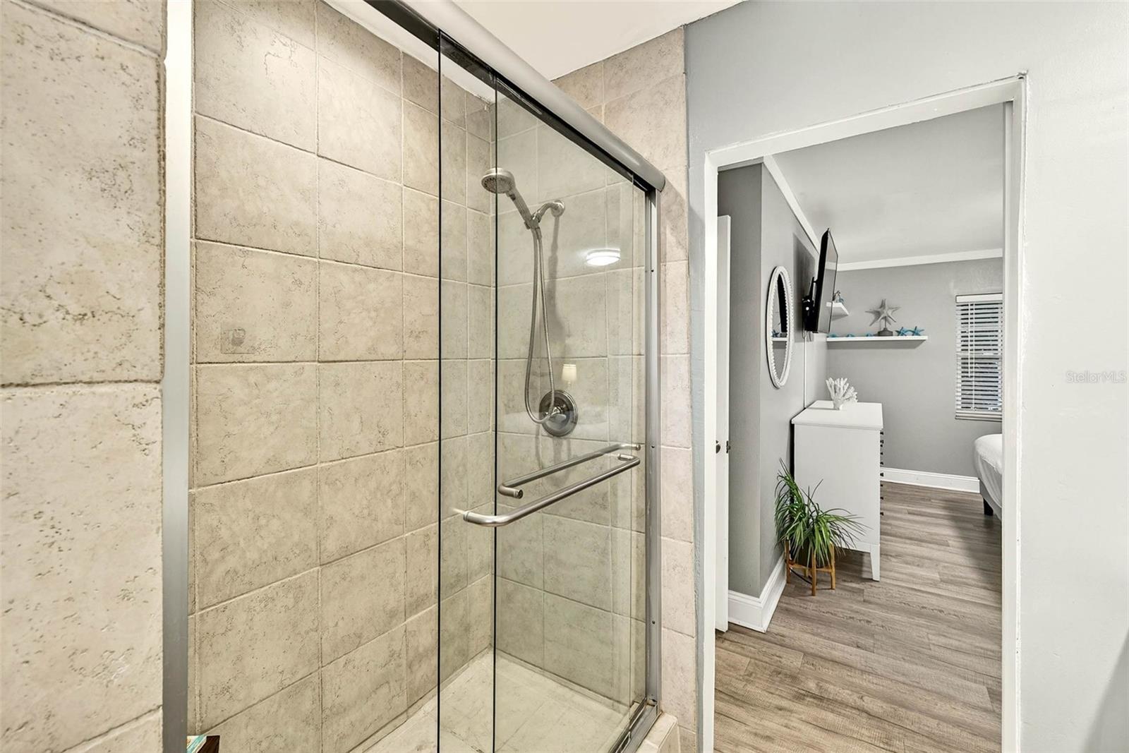 BENT TREE ESTATES-SEC B - Residential