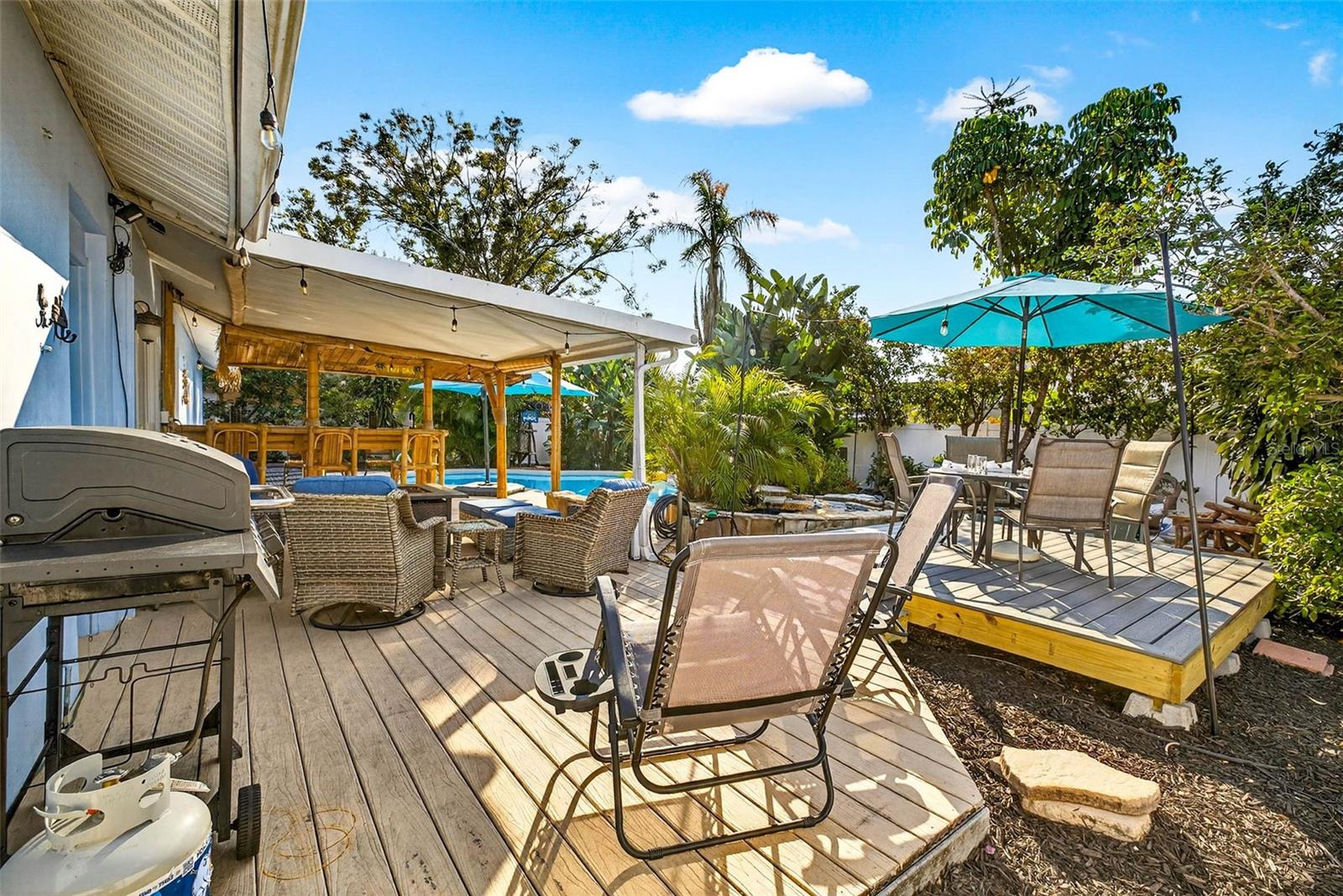 BENT TREE ESTATES-SEC B - Residential