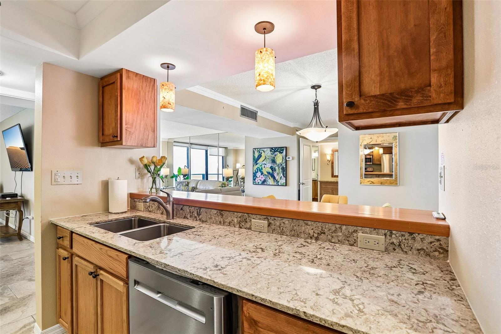 440 WEST CONDO - Residential