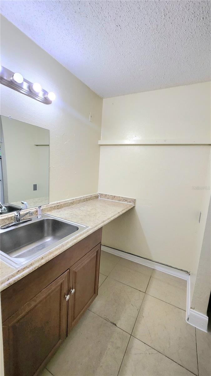 7900 S ORANGE BLOSSOM TRAIL 2102