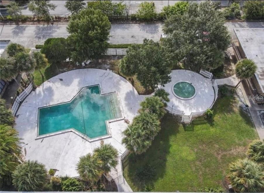 SANDLAKE COURTYARDS CONDO 5901/3515 - Residential