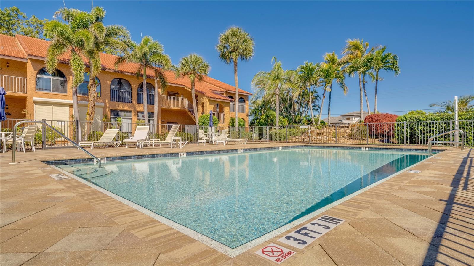 ROSE GARDEN VILLAS CONDO - Residential