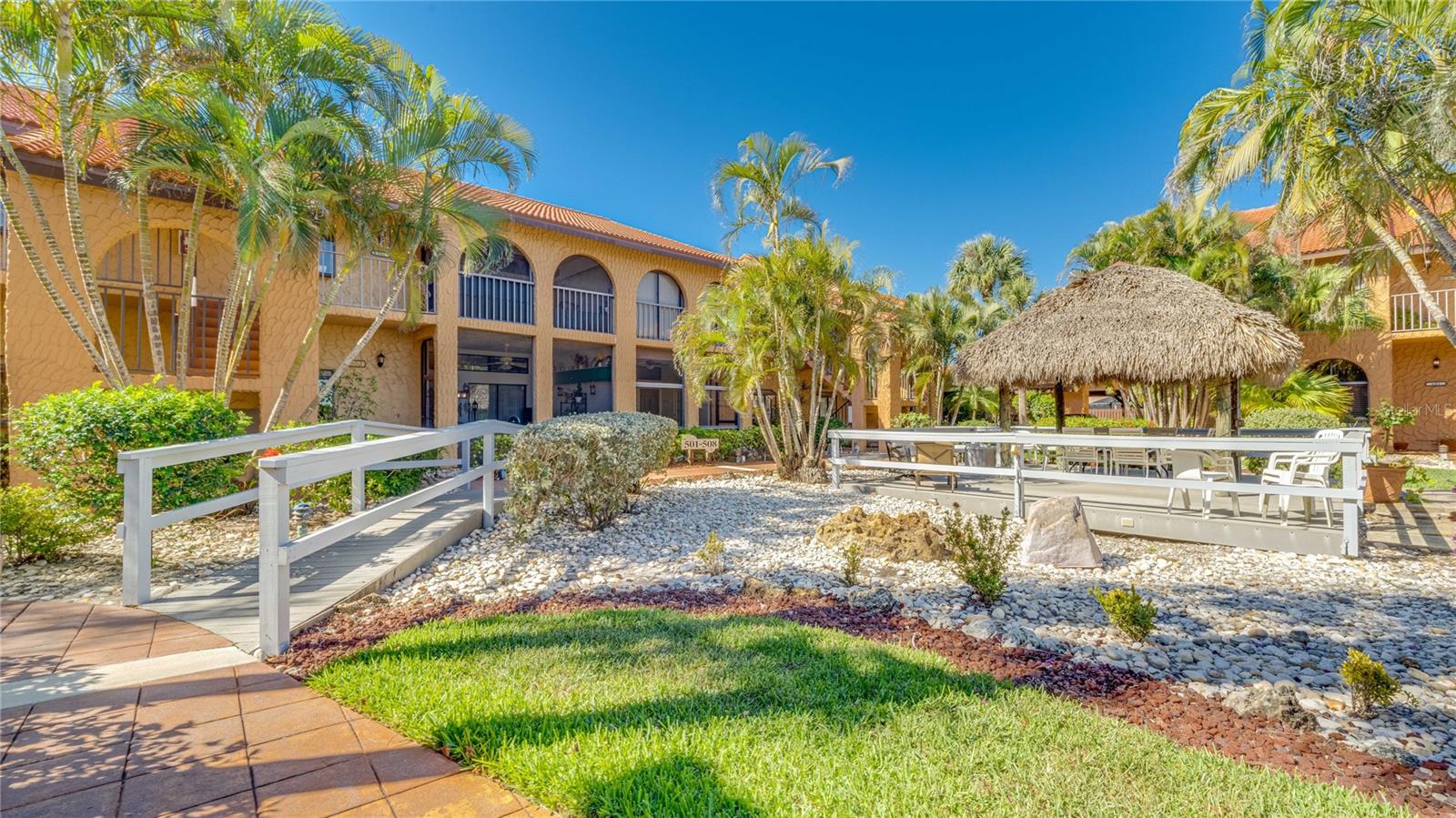 ROSE GARDEN VILLAS CONDO - Residential