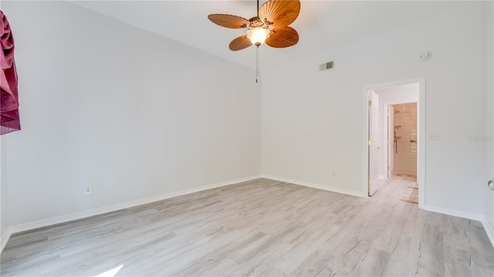 ROSE GARDEN VILLAS CONDO - Residential