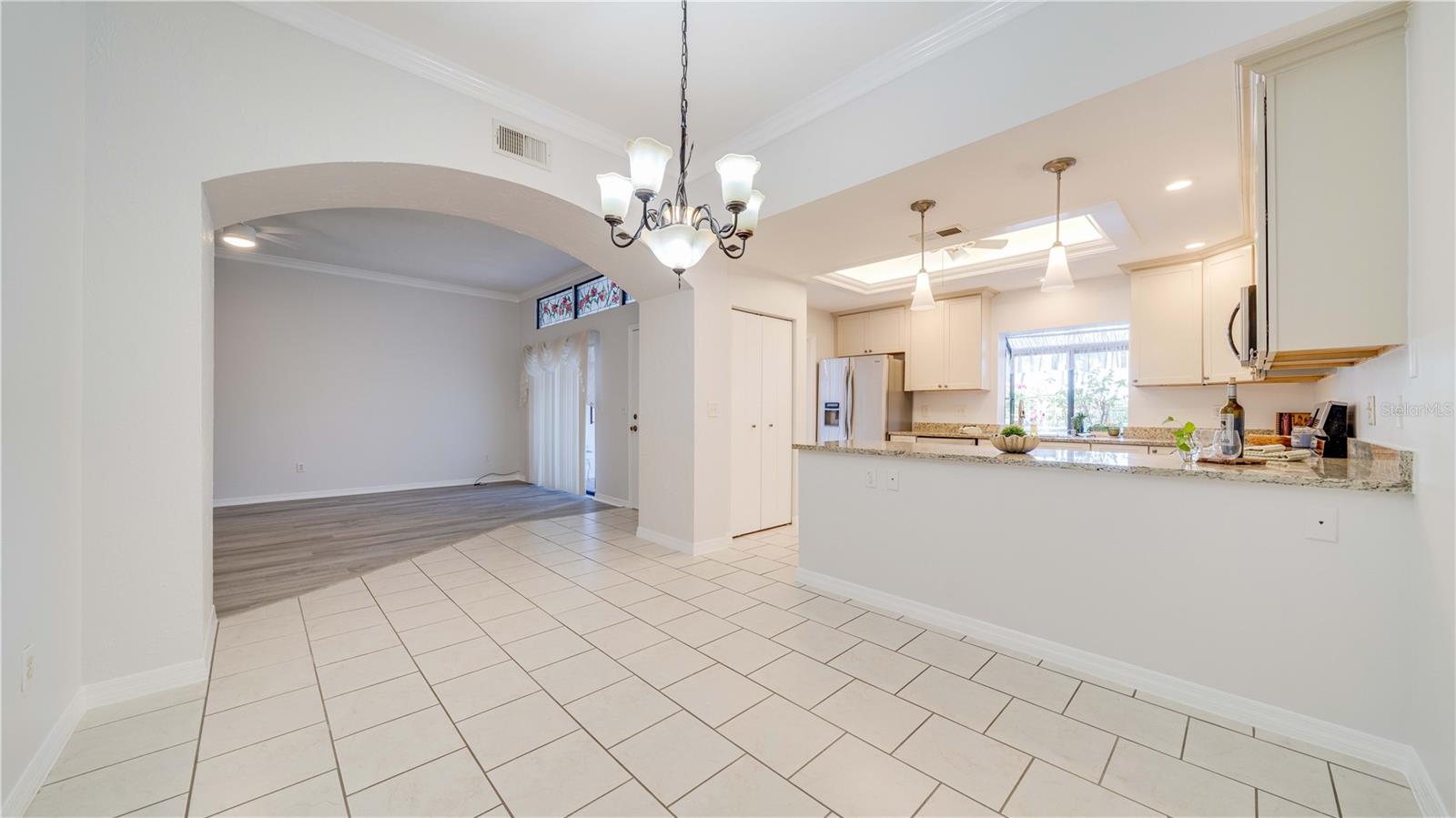 ROSE GARDEN VILLAS CONDO - Residential