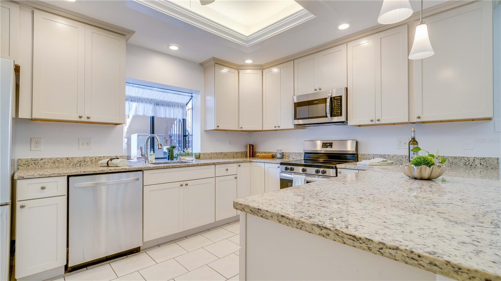 ROSE GARDEN VILLAS CONDO - Residential