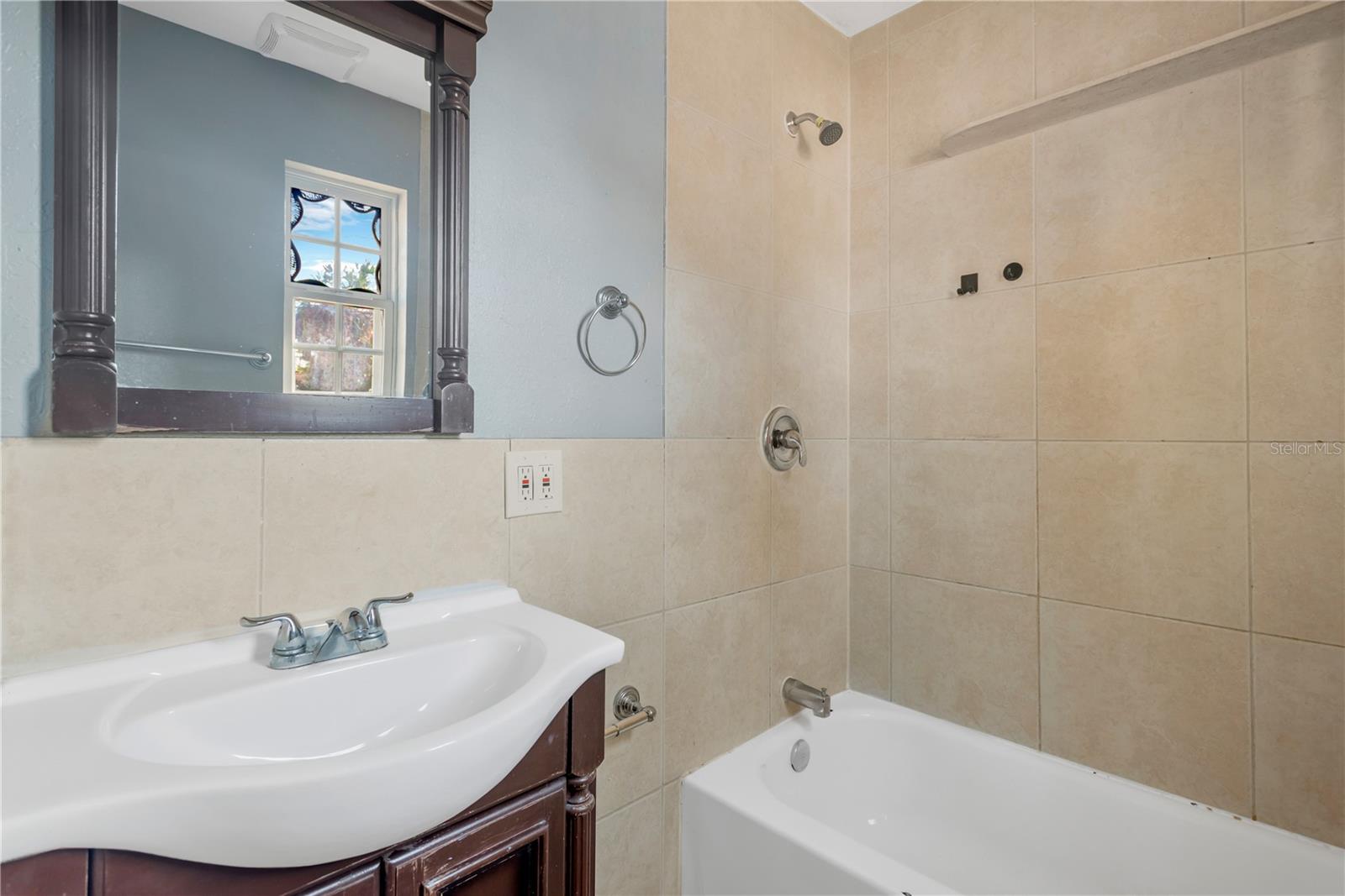 BELVIDERE - Residential