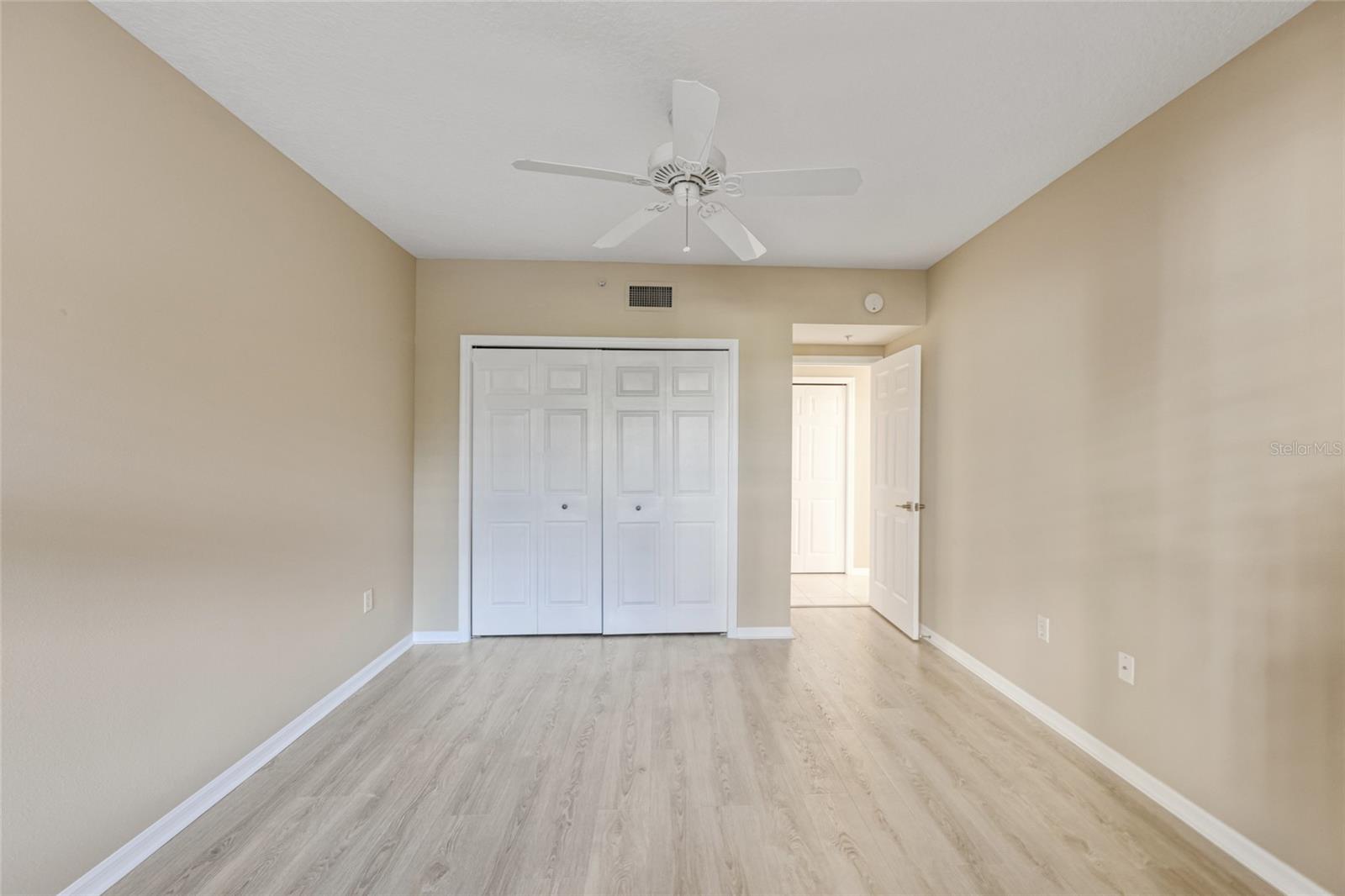 COUNTRY CLUB CONDO AT EAST BAY - Residential Lease