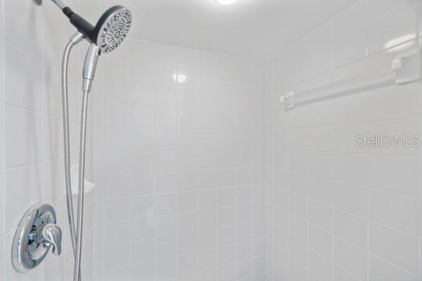 COUNTRY CLUB CONDO AT EAST BAY - Residential Lease