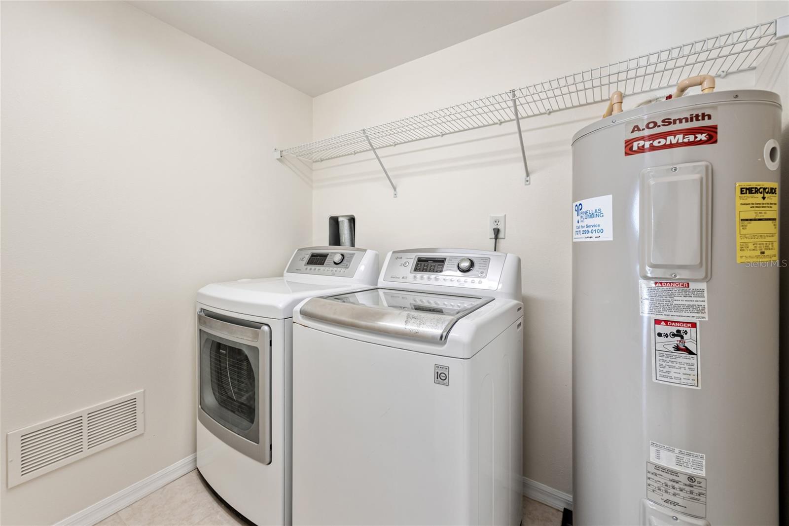 COUNTRY CLUB CONDO AT EAST BAY - Residential Lease