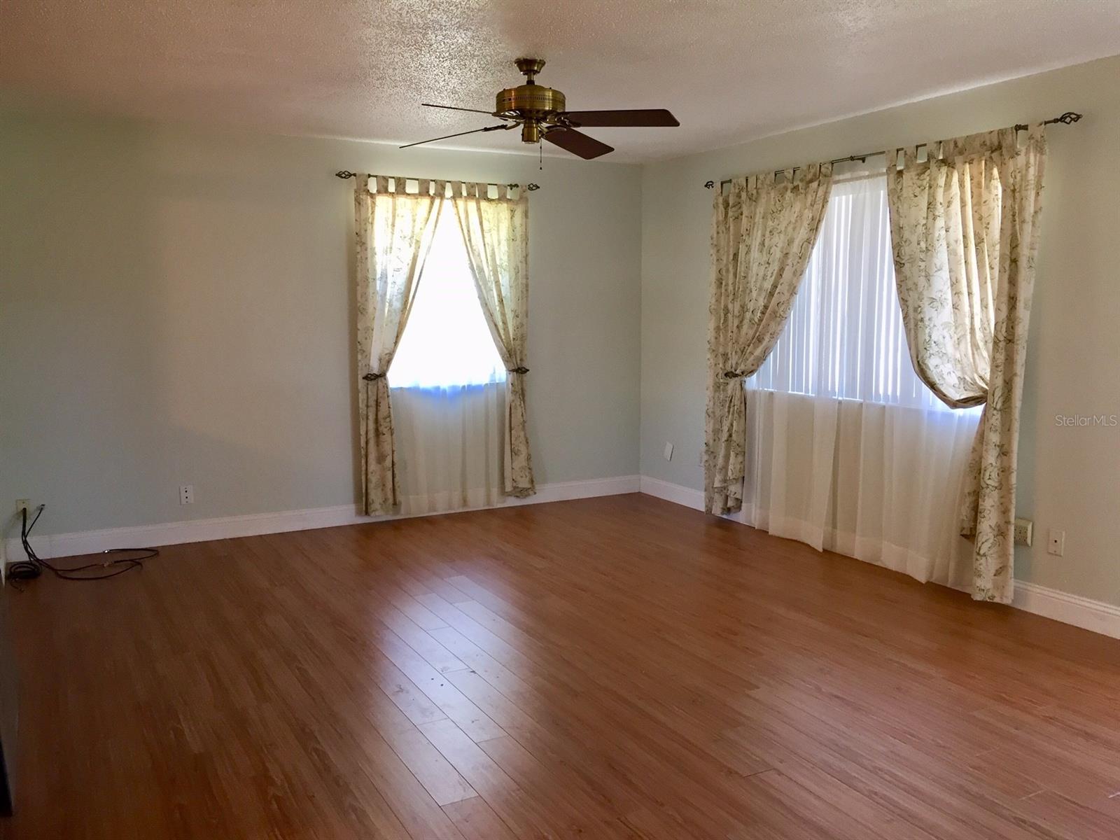 Florida Shores 01 - Residential