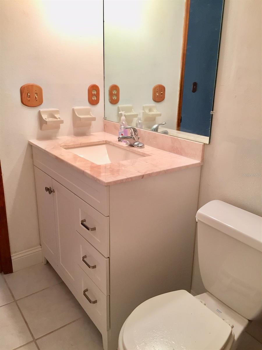 Florida Shores 01 - Residential