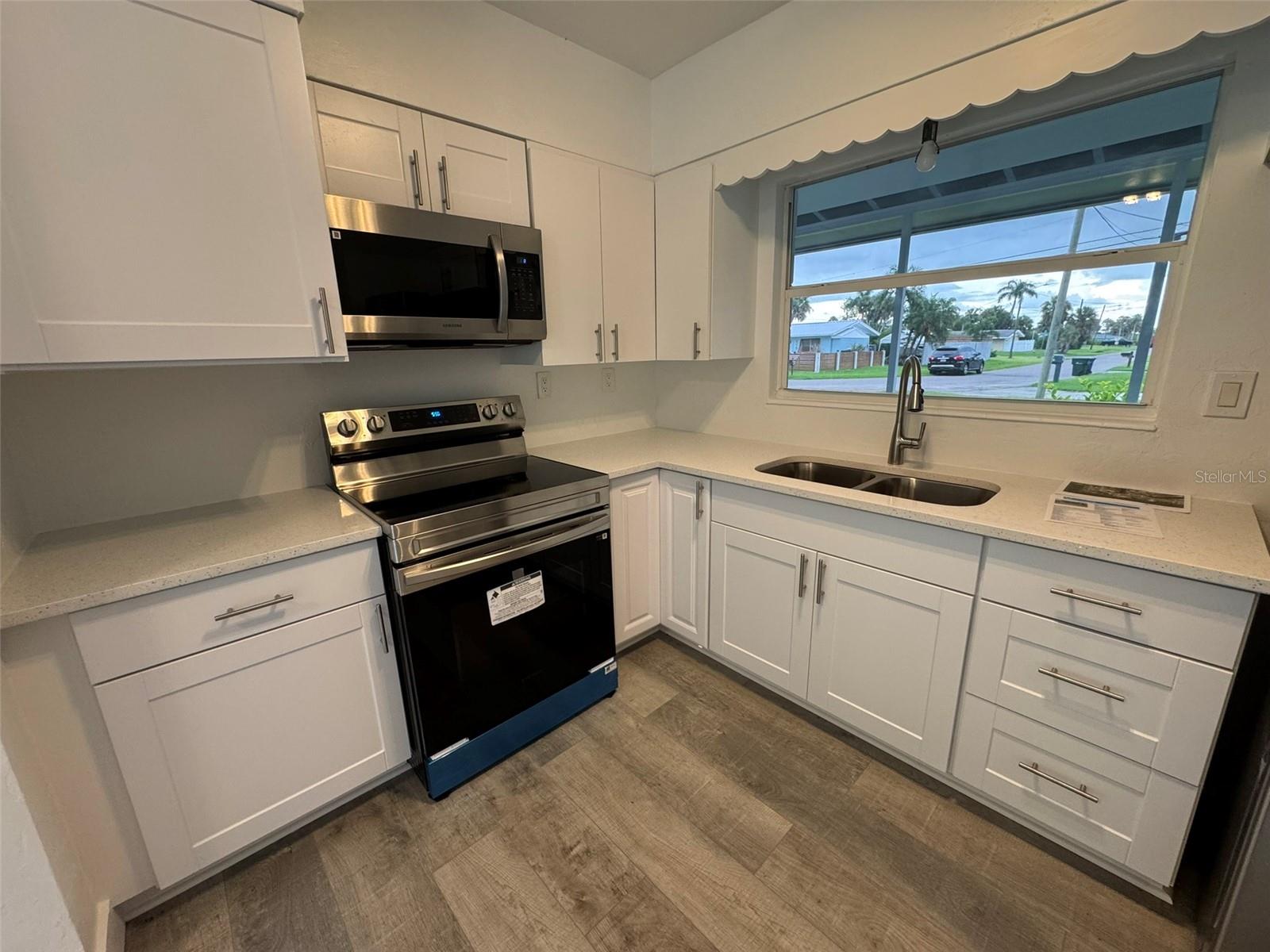 PLAMORE SUB - Residential Lease