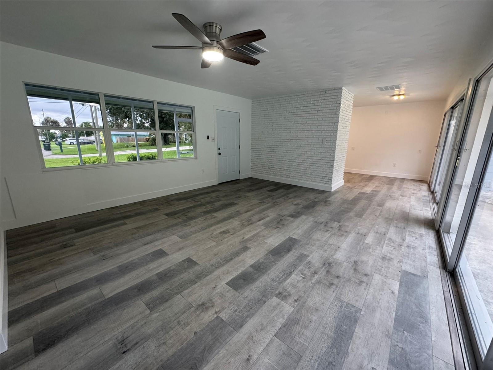 PLAMORE SUB - Residential Lease