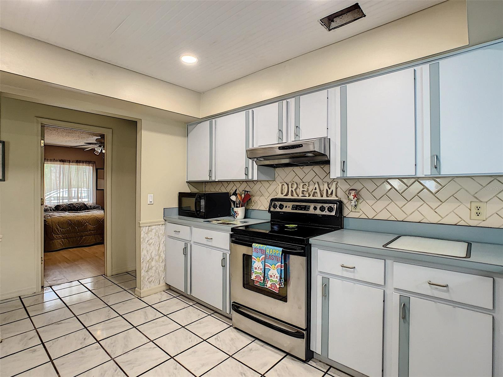 Florida Shores 01 - Residential