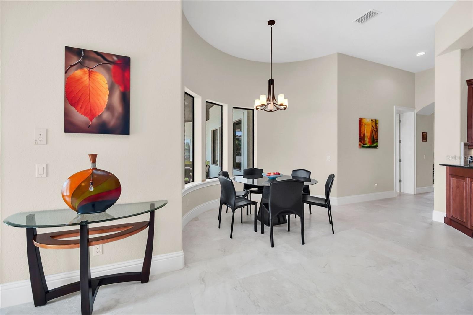 KEENES POINTE - Residential