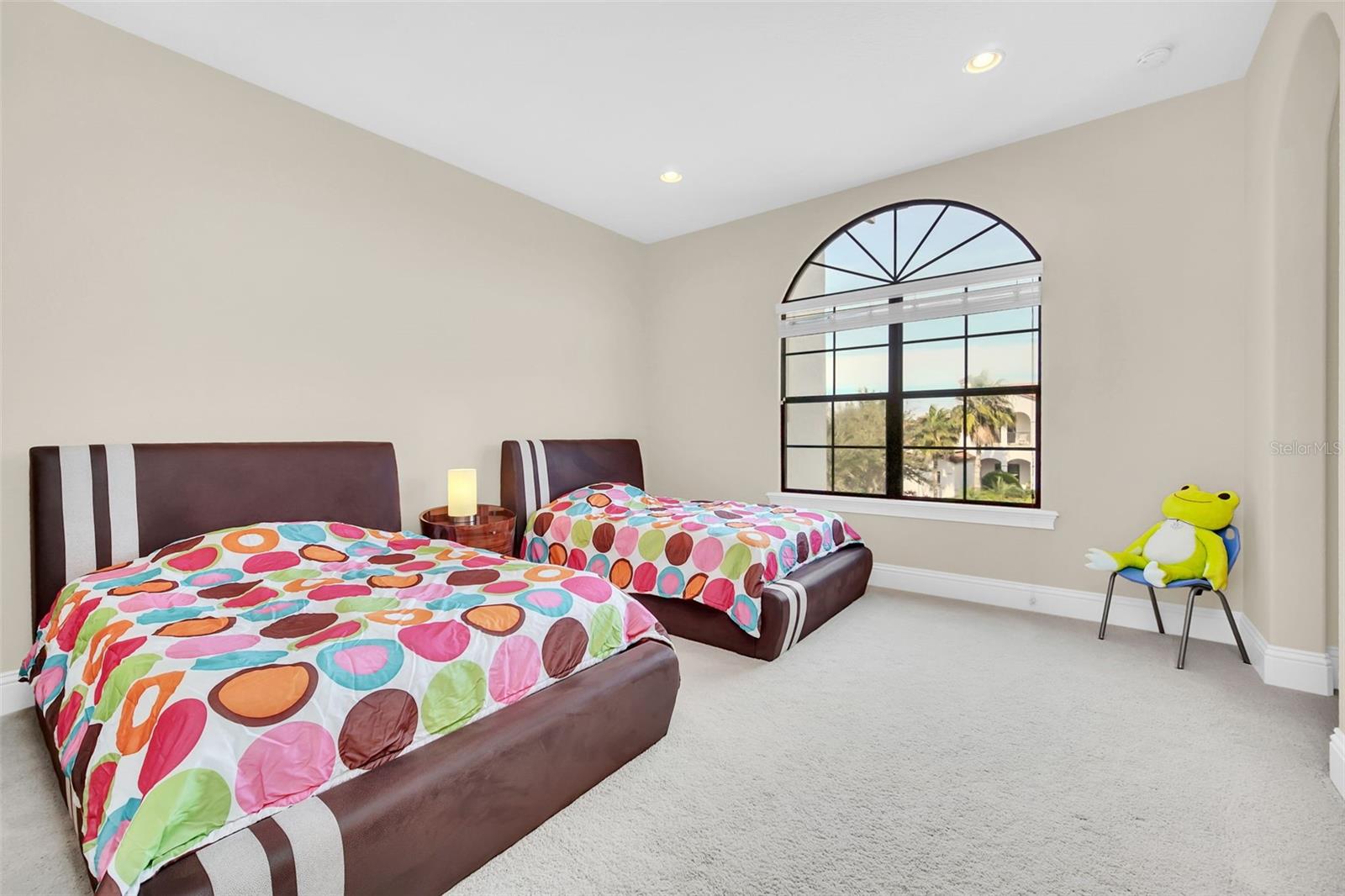 KEENES POINTE - Residential