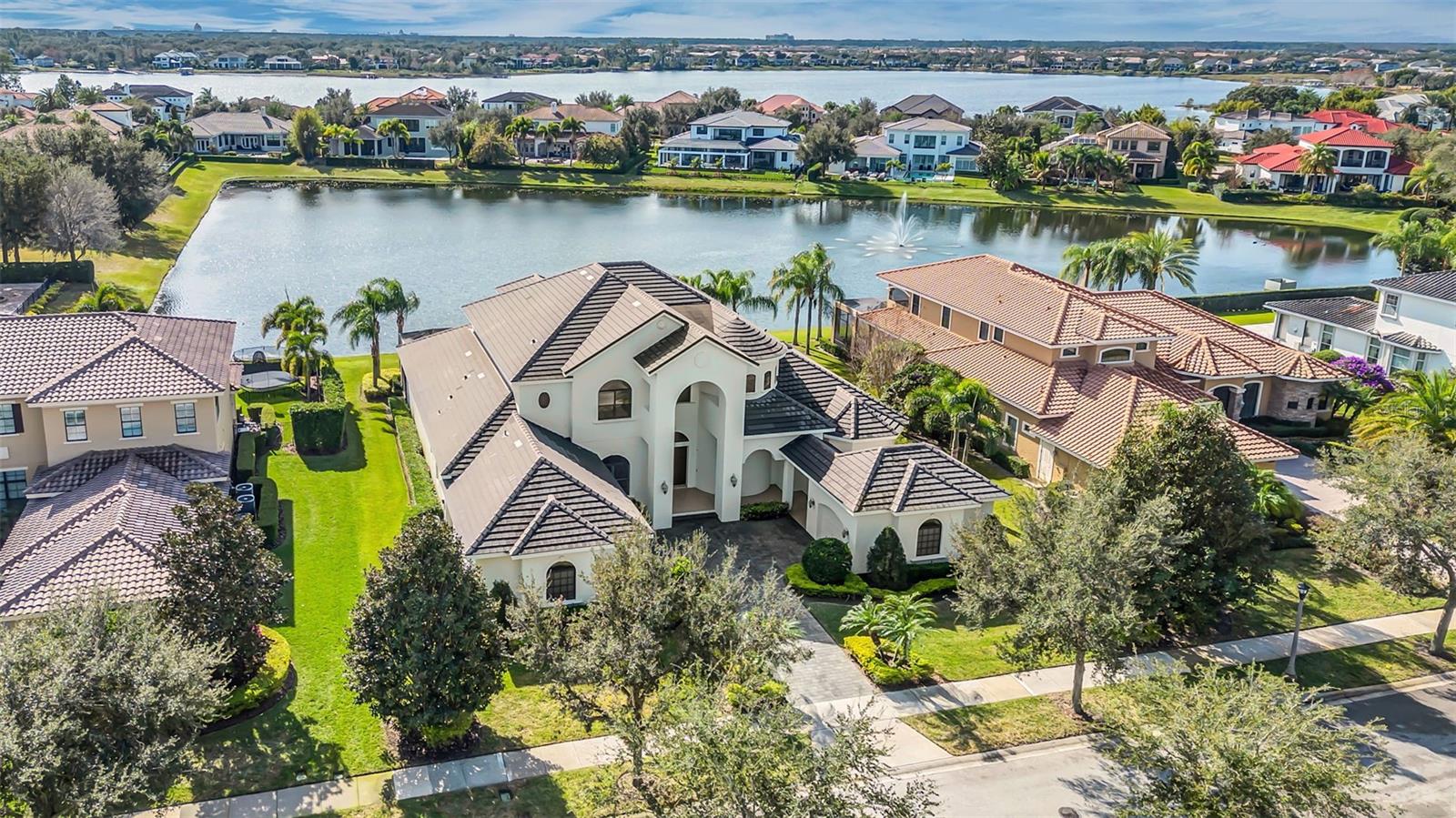 KEENES POINTE - Residential