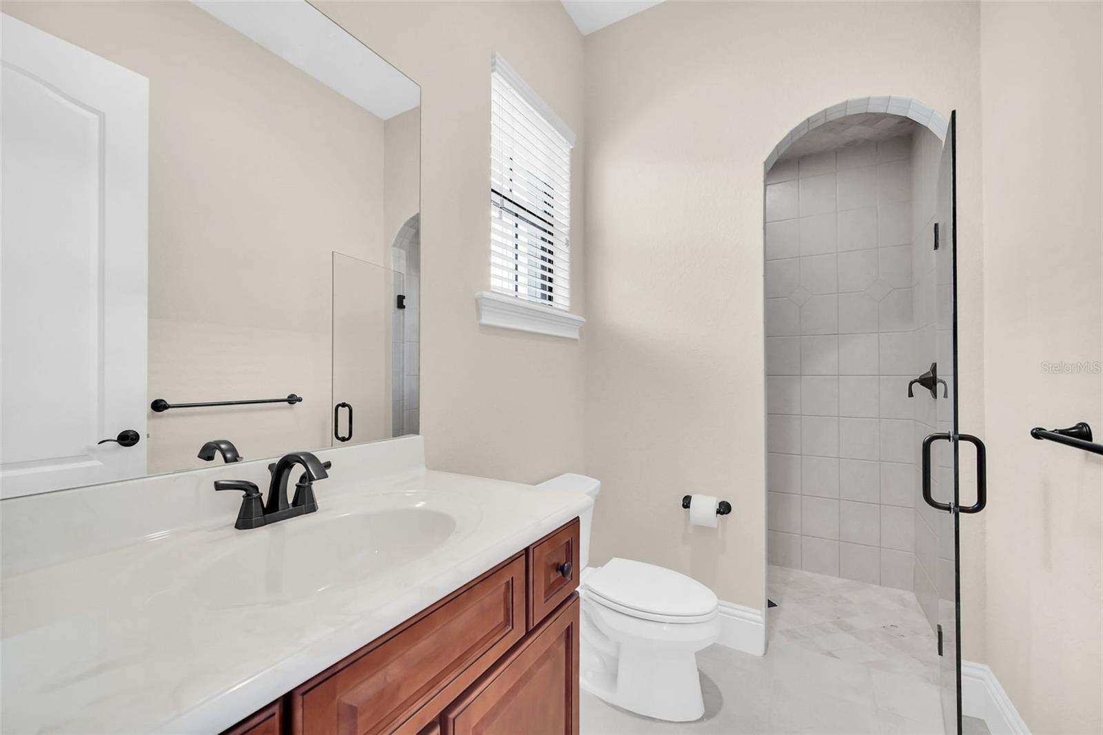 KEENES POINTE - Residential