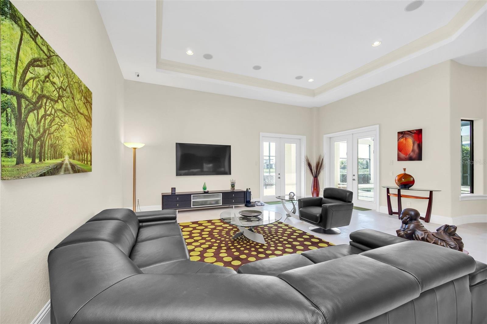 KEENES POINTE - Residential