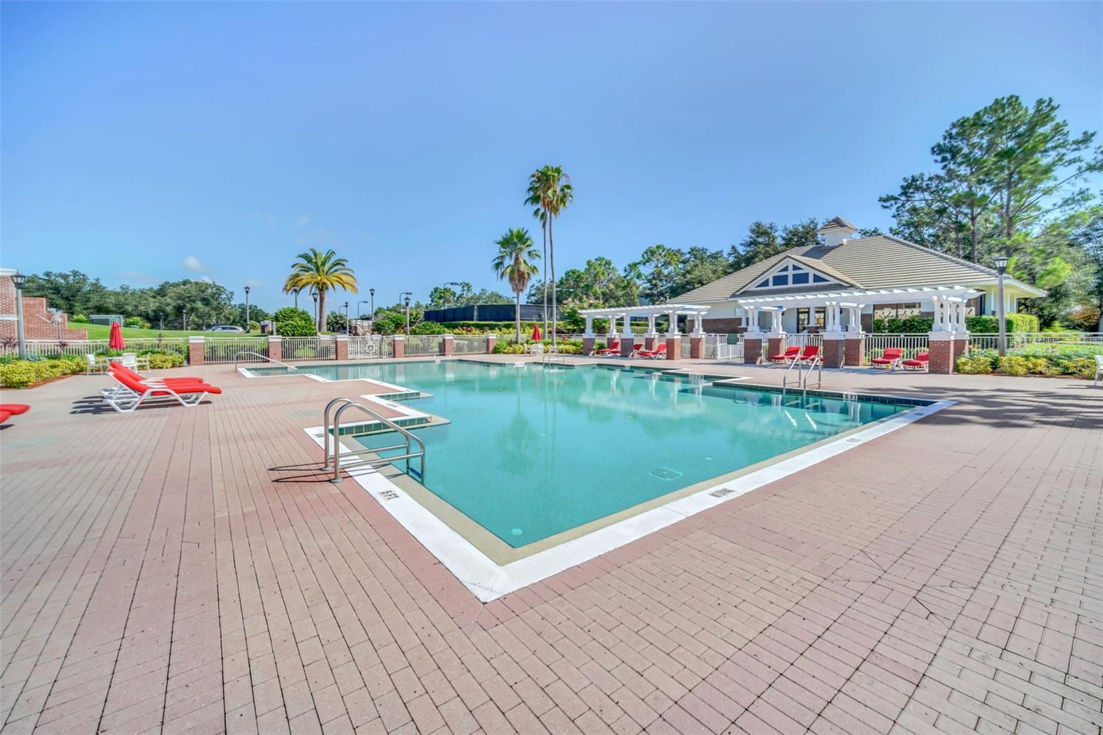 KEENES POINTE - Residential