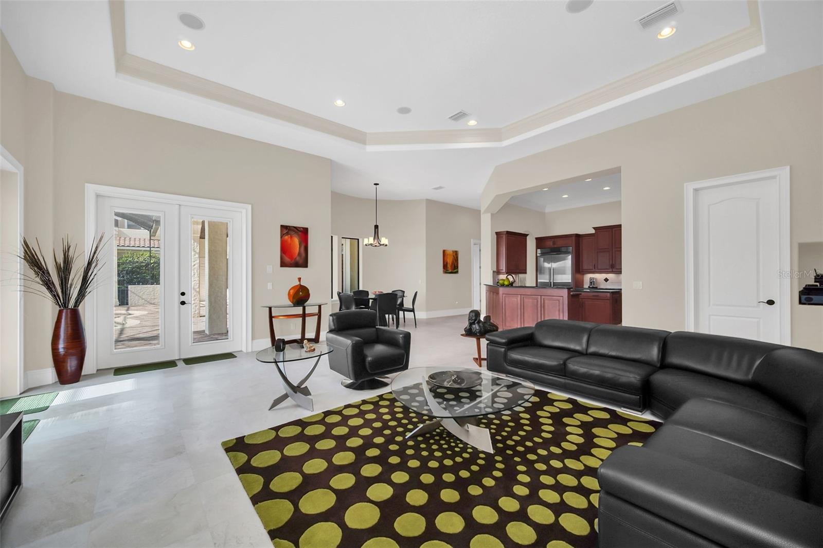 KEENES POINTE - Residential