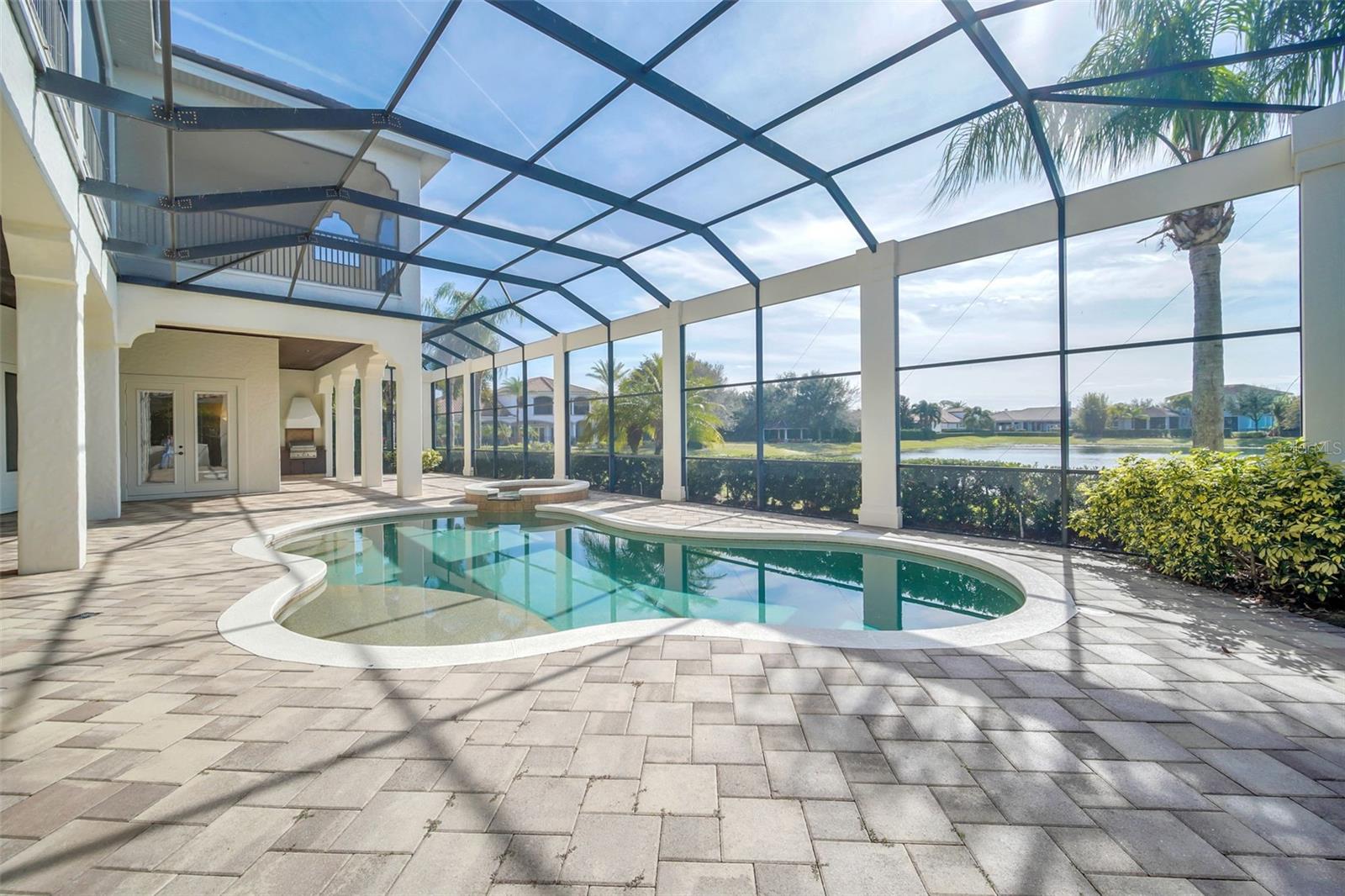 KEENES POINTE - Residential