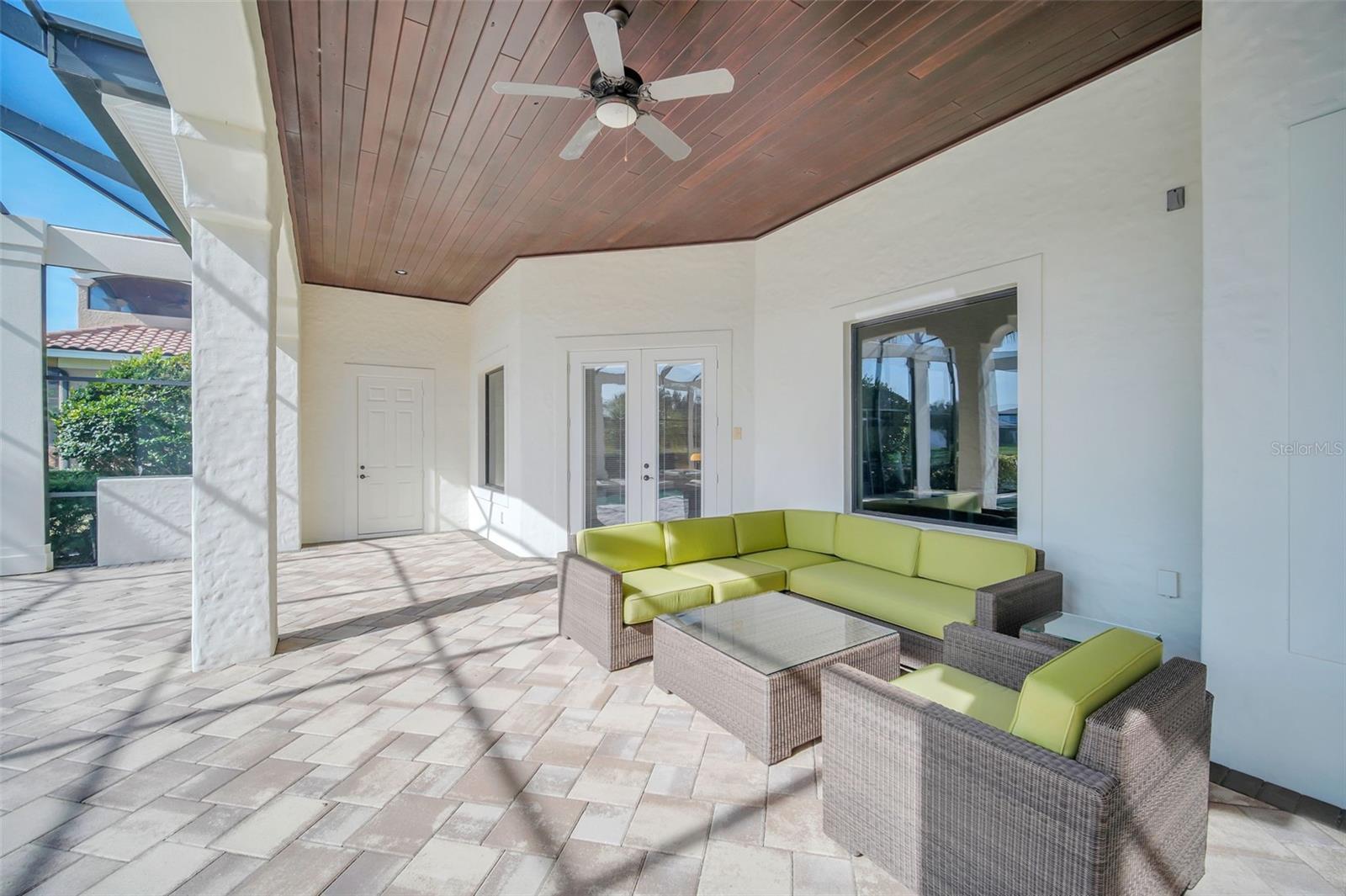 KEENES POINTE - Residential