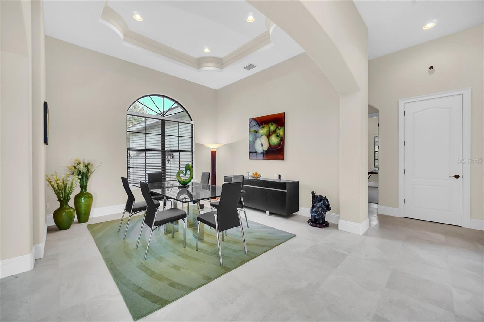 KEENES POINTE - Residential